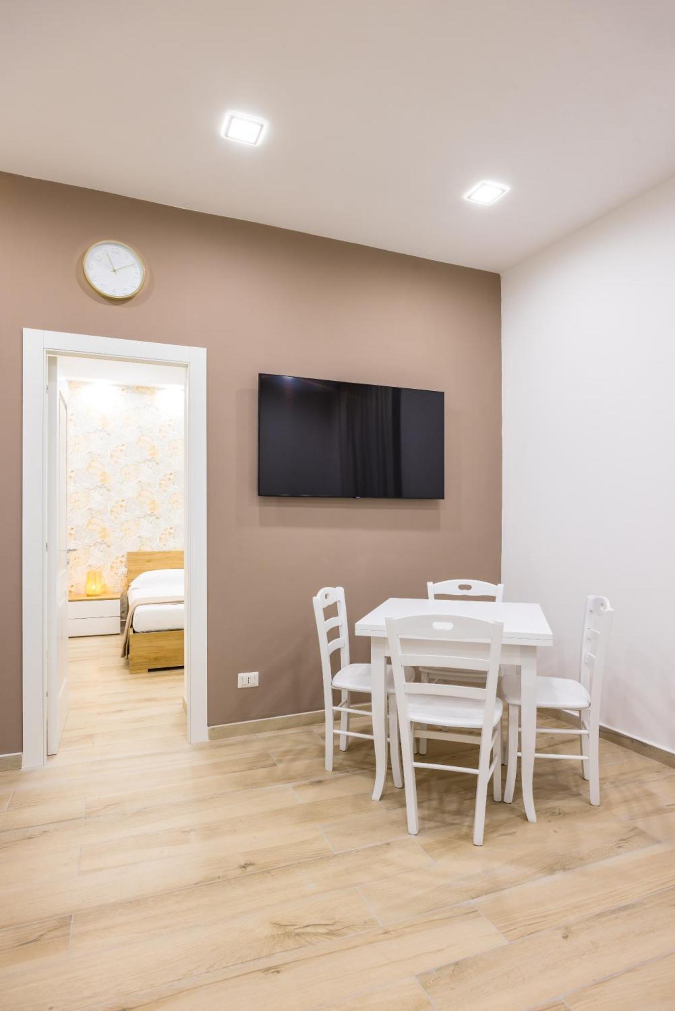 Dcr House Murales Naples Luaran gambar